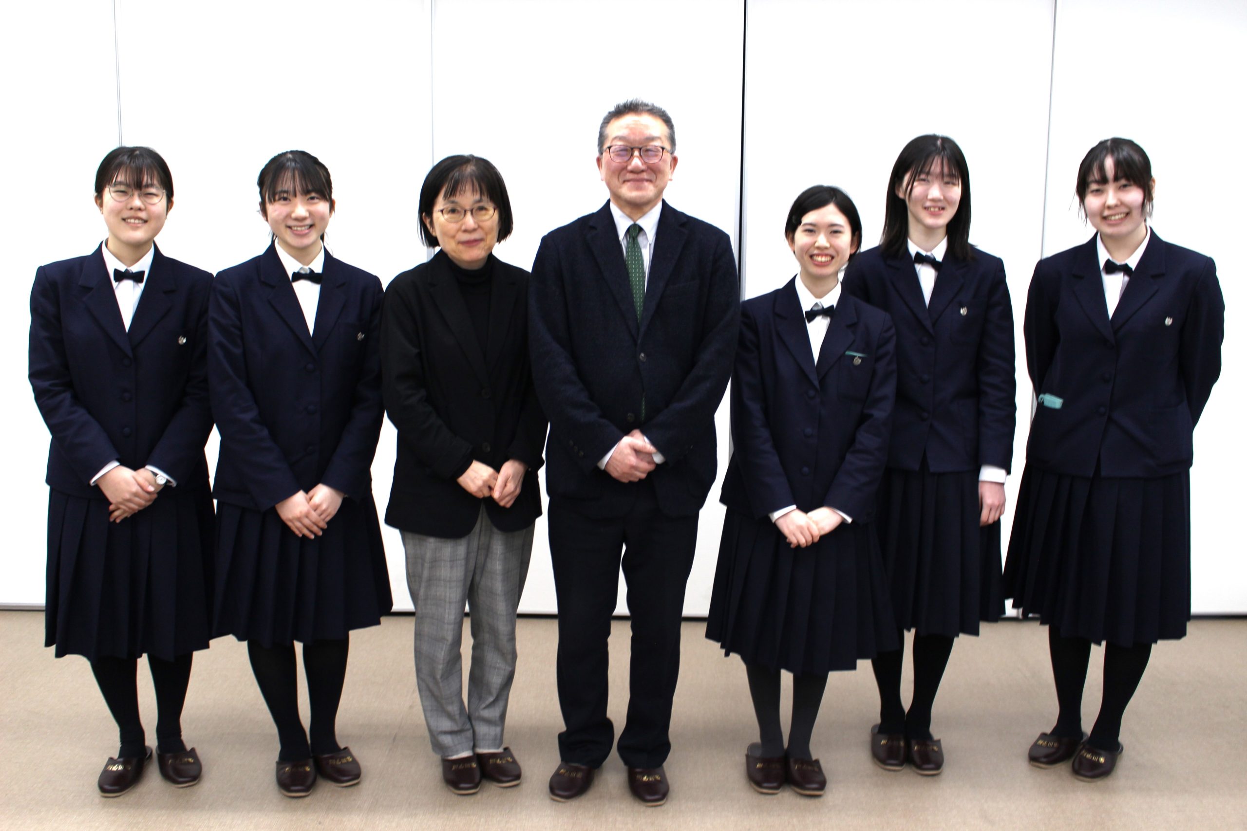 弘前高校の放送部のみなさんが、フードマネジメント学科を取材 テーマは「食品ロス」 - 柴田学園大学